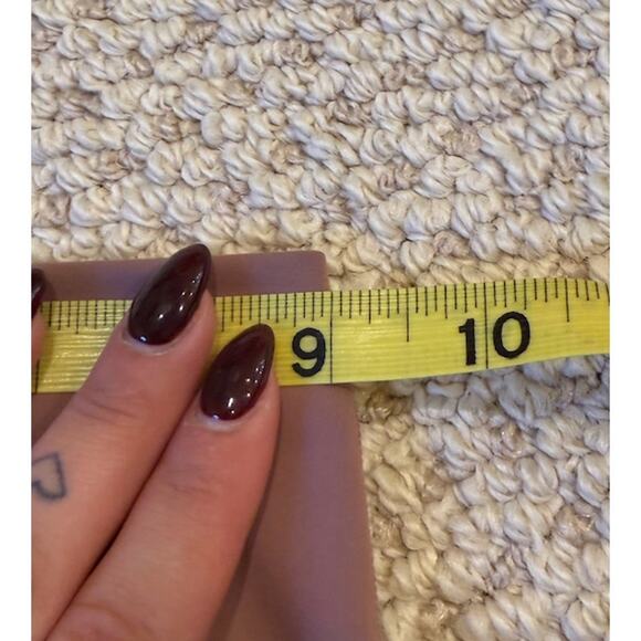 LULULEMON Pink Gym Shorts - Size‎ 0 - Picture 3 of 3